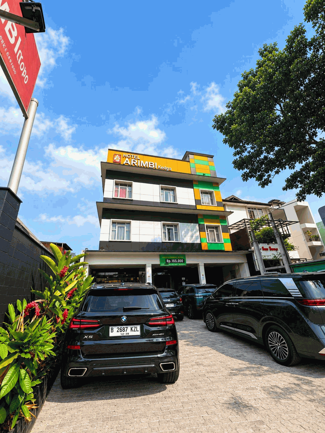 Gedung Hotel Arimbi 5