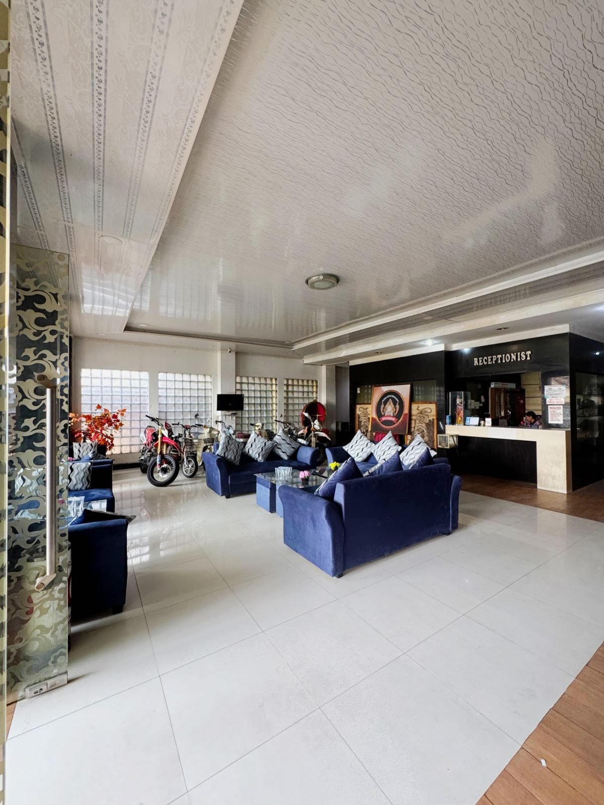 Lobby & Resepsionis 1