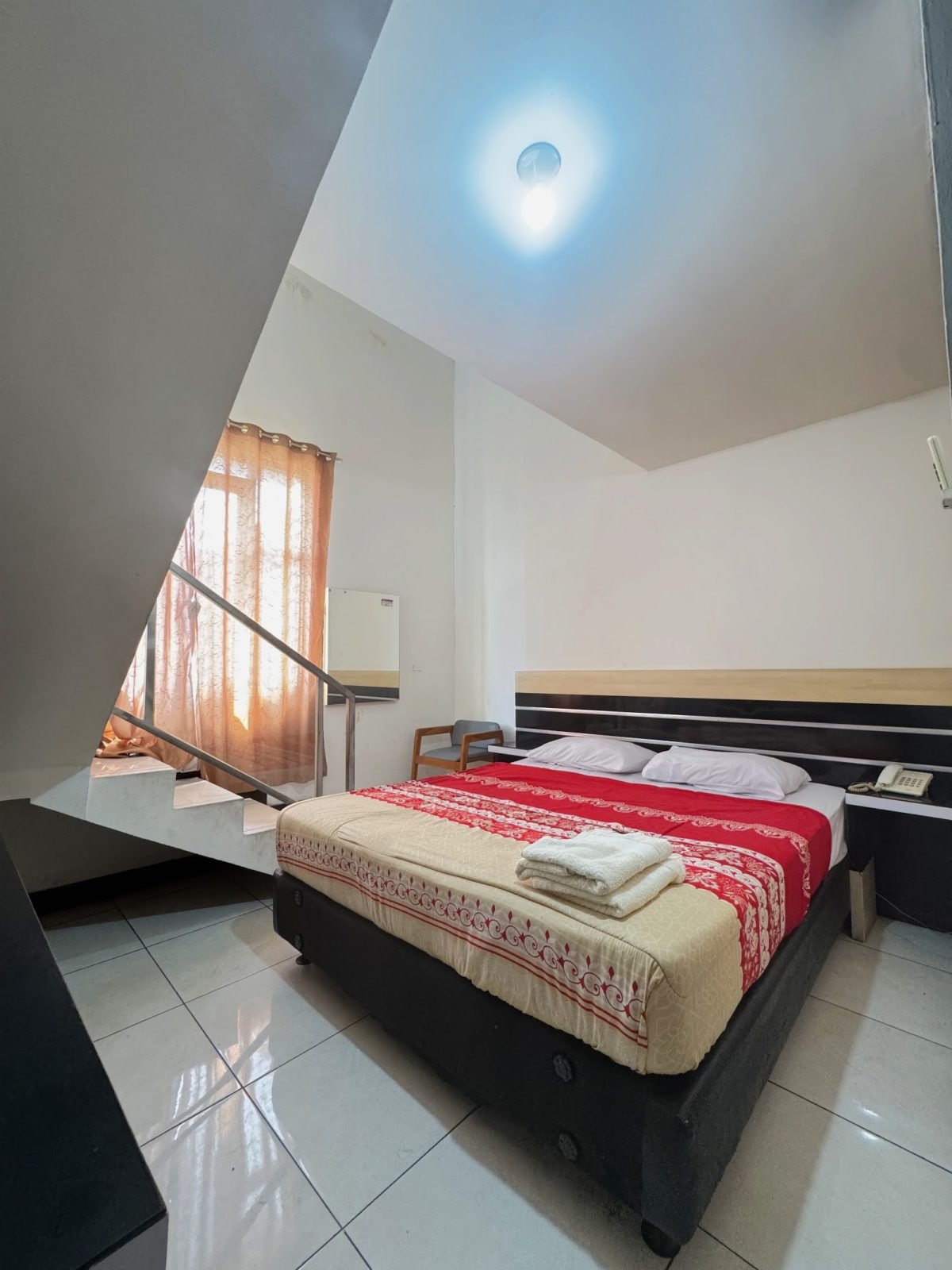 Kamar Room 5 (Foto 3)